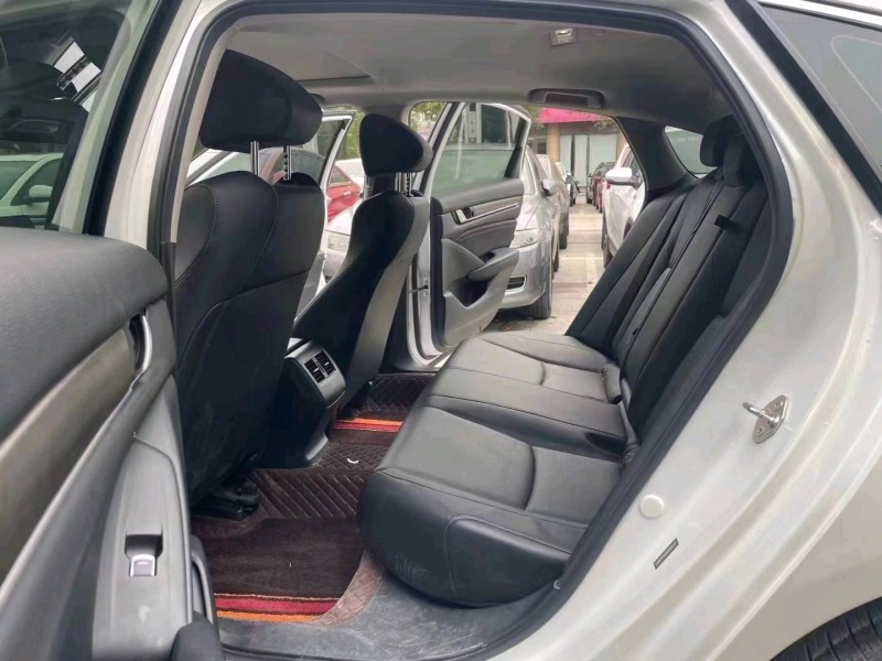 苏州18年本田雅阁3