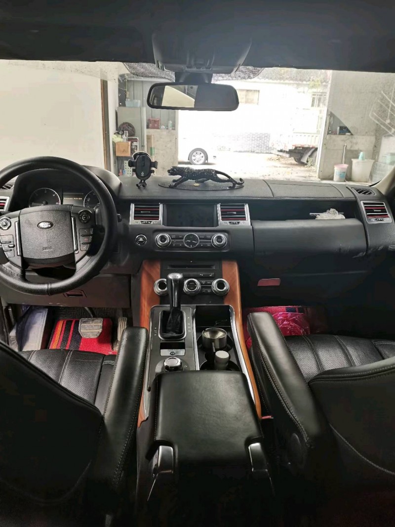 济宁11年路虎揽胜运动4