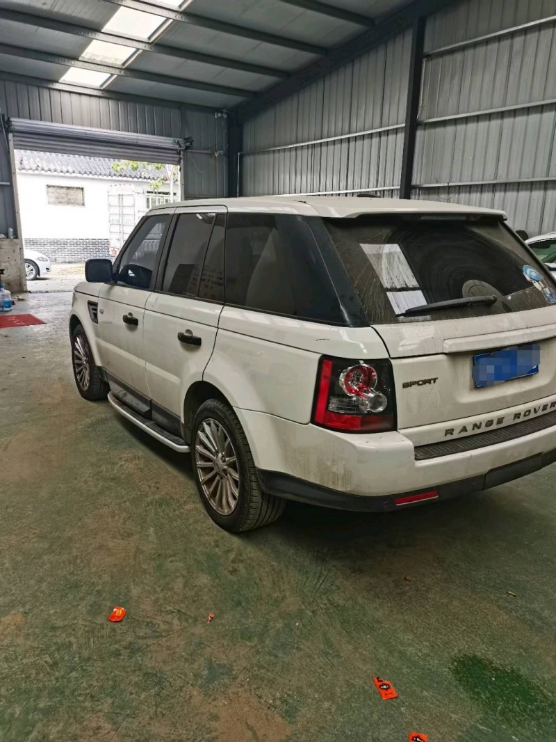 济宁11年路虎揽胜运动8