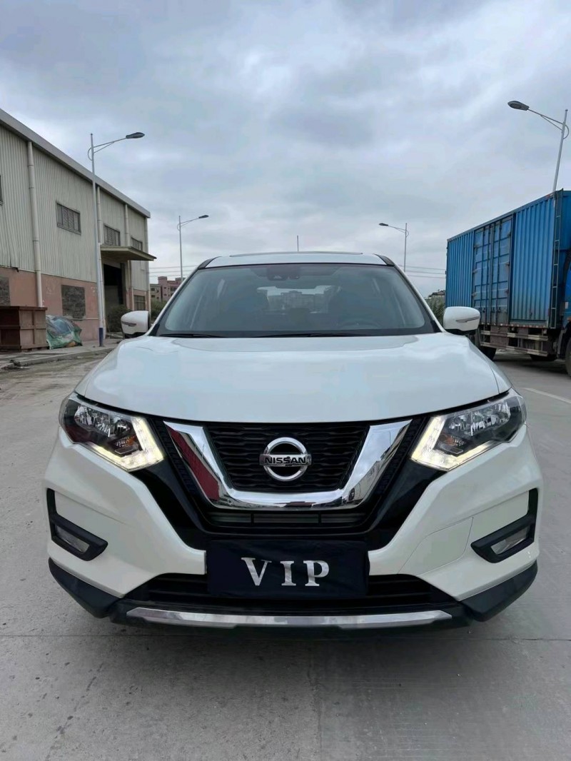 东莞20年日产奇骏1