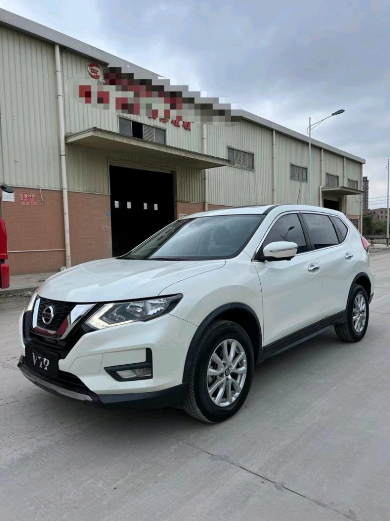 东莞20年日产奇骏3