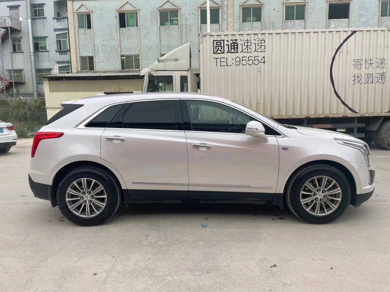 东莞17年凯迪拉克XT52