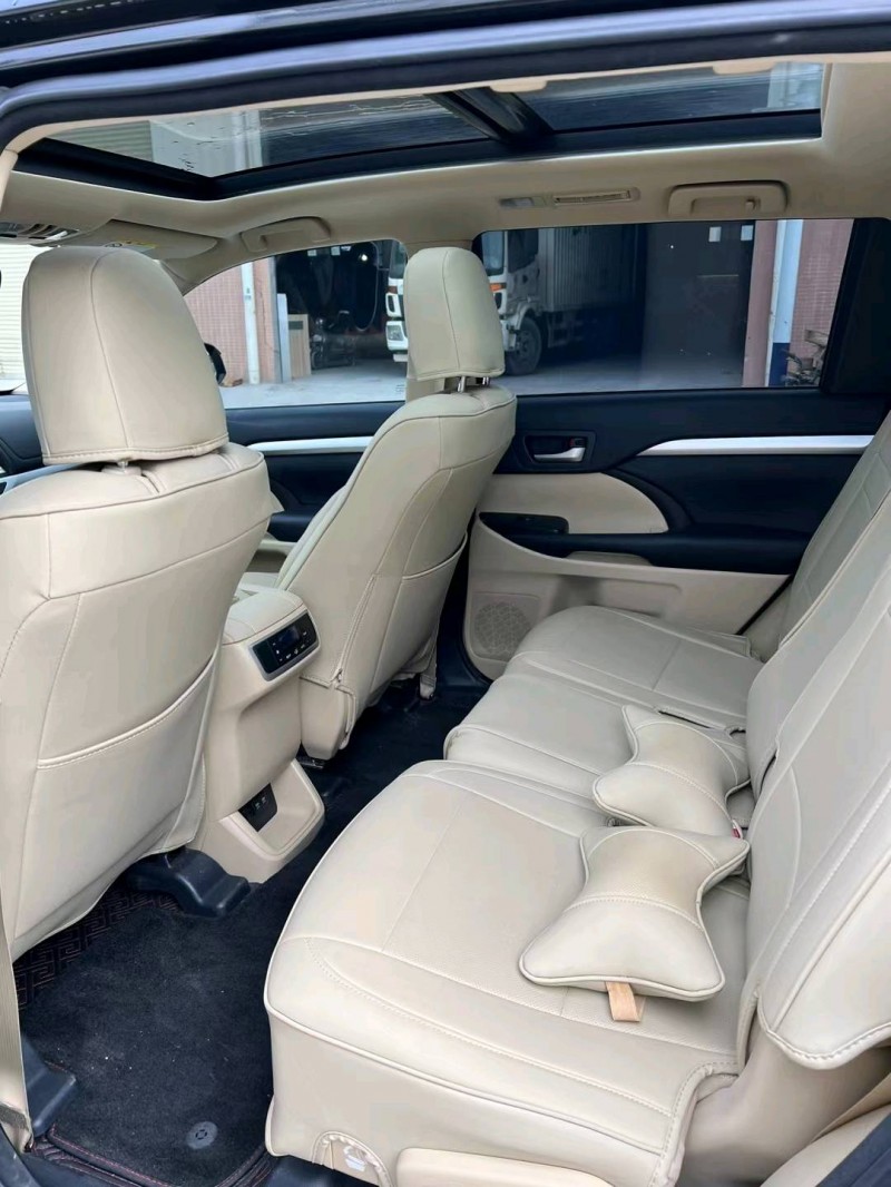 东莞18年丰田汉兰达6