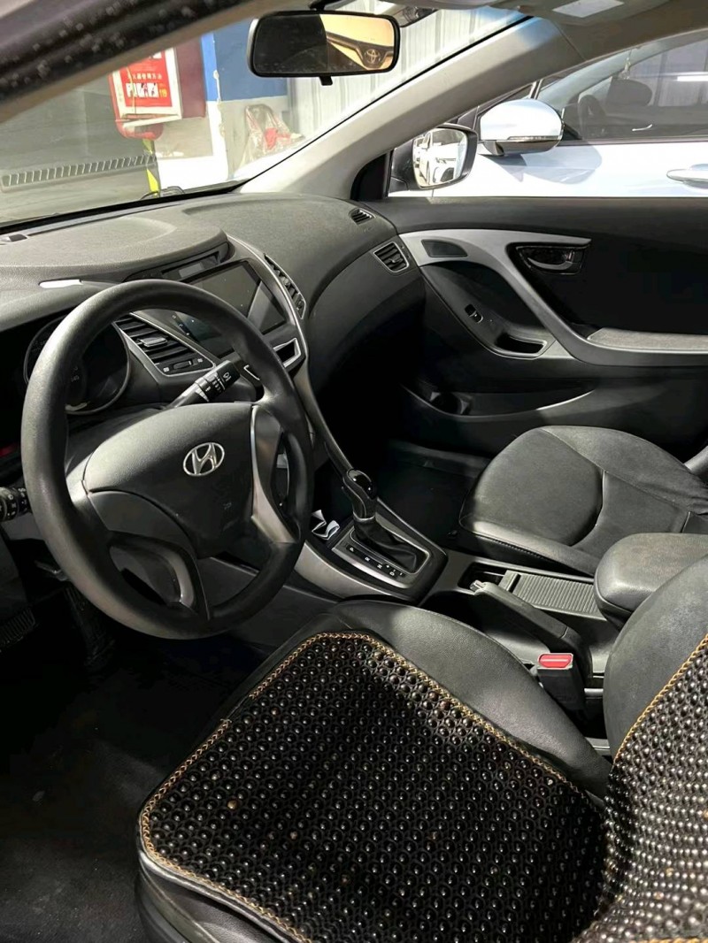 东莞16年现代朗动6