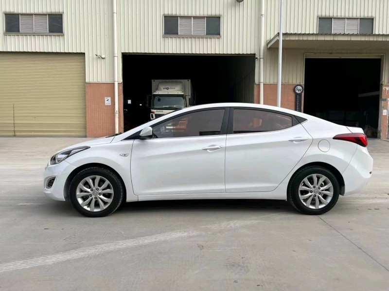 东莞16年现代朗动8