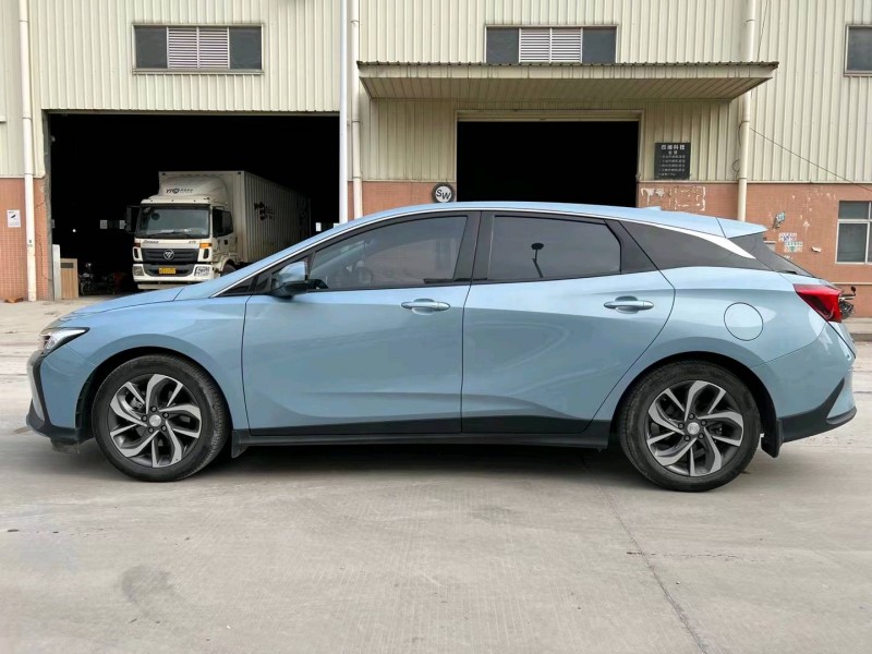 东莞21年别克微蓝7