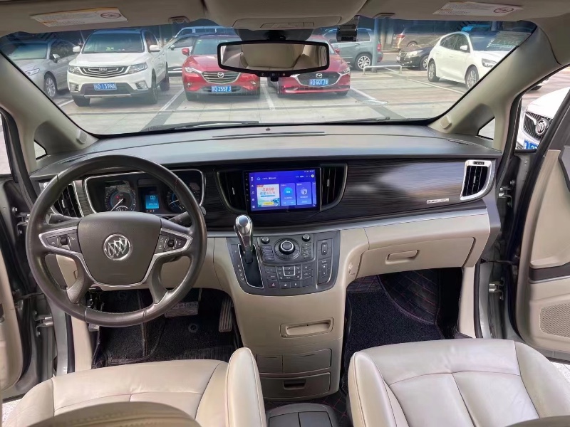 徐州13年别克GL83