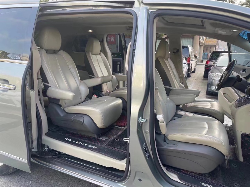 徐州13年别克GL88