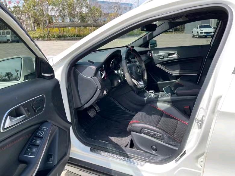 盐城16年奔驰CLA4