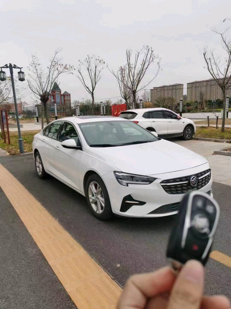 枣庄21年别克君威3