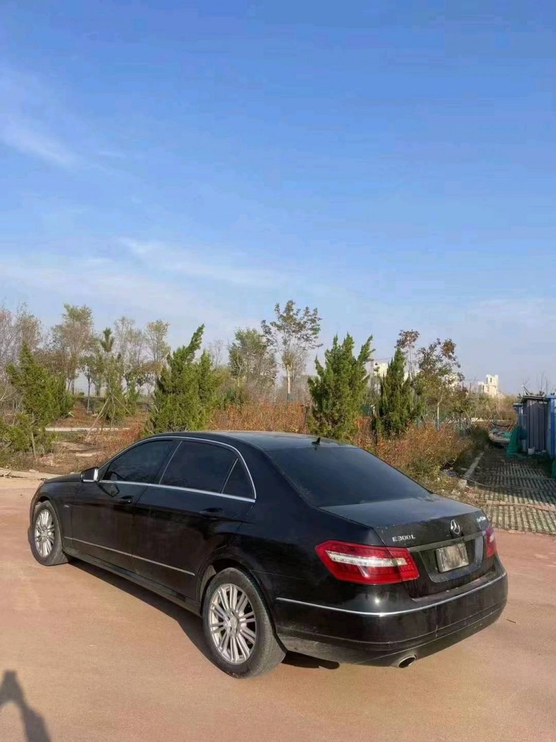 东营12年奔驰E3