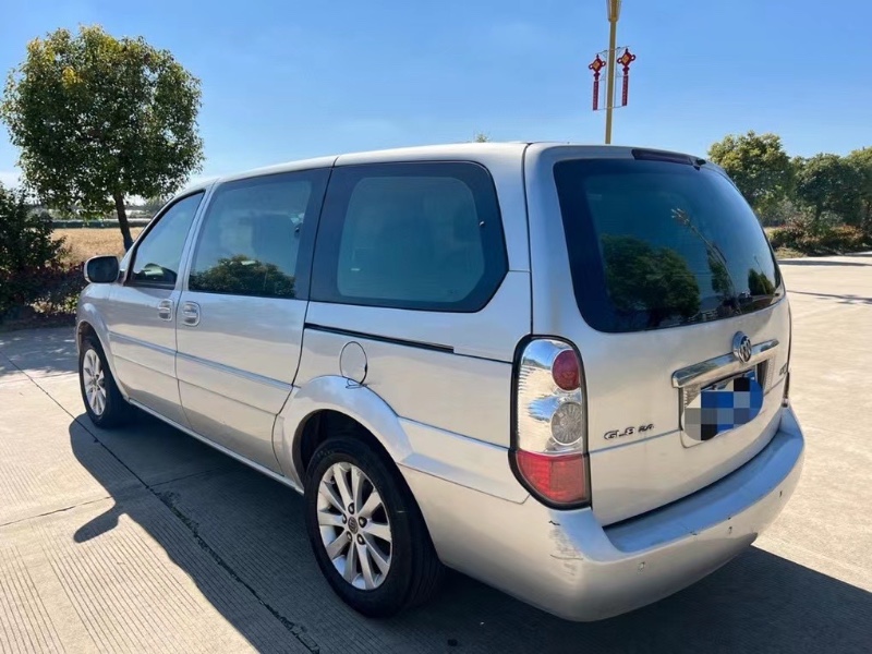 徐州11年别克GL82