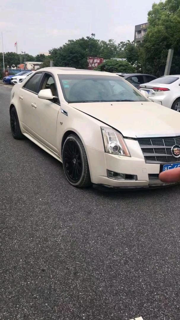 湖州12年凯迪拉克CTS2
