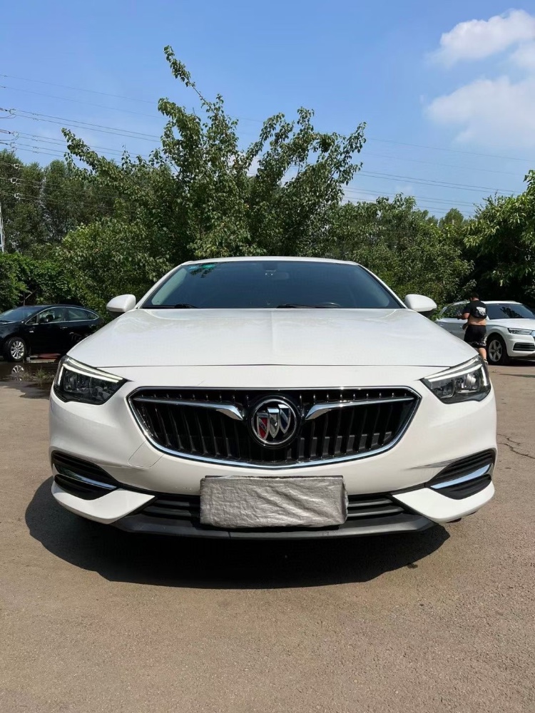 沈阳18年别克君威1