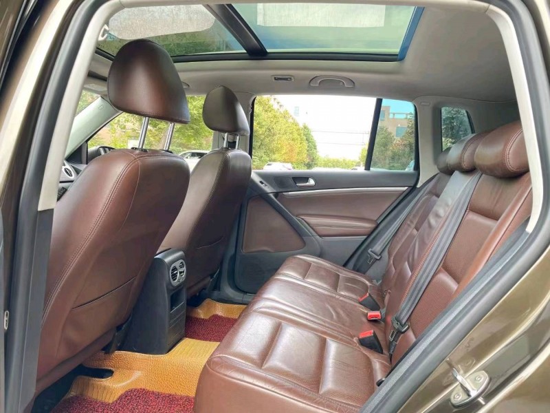 北京16年大众途观7