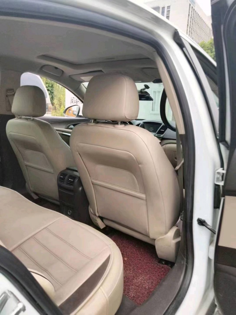 嘉兴13年别克君威2