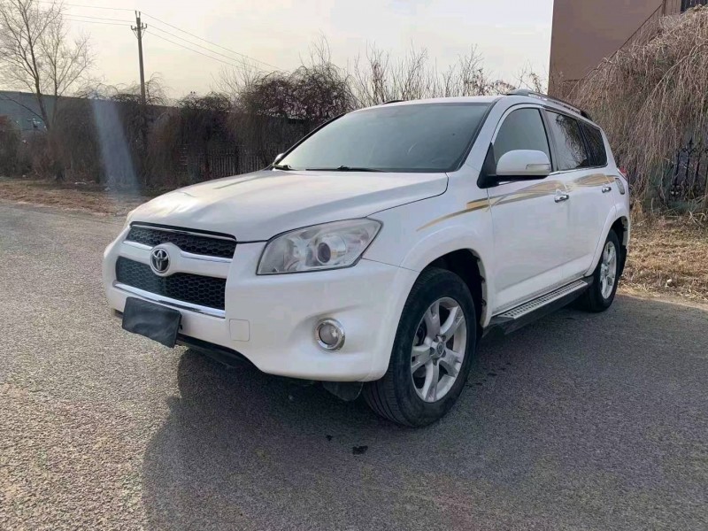 沈阳12年丰田RAV42