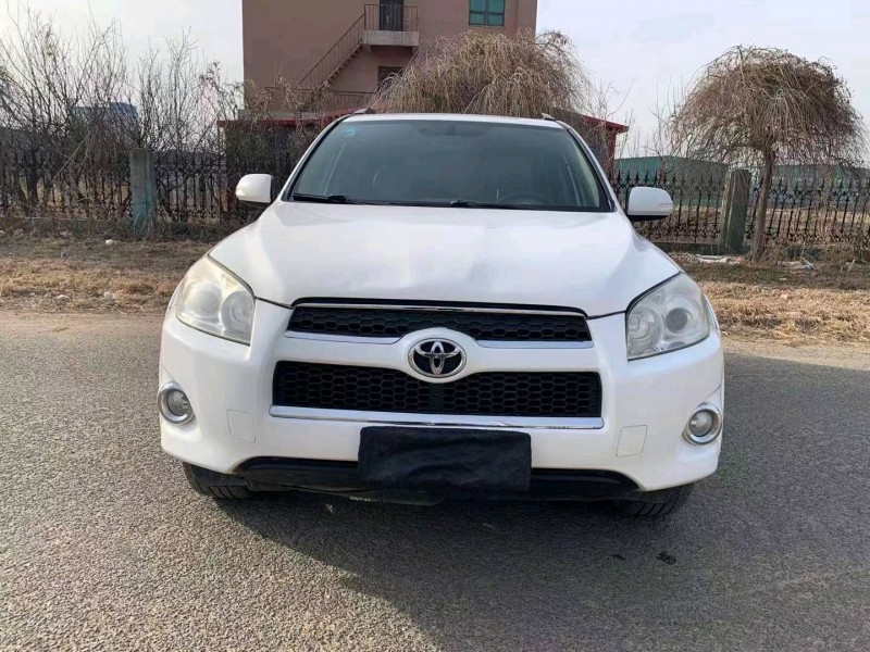 沈阳12年丰田RAV41