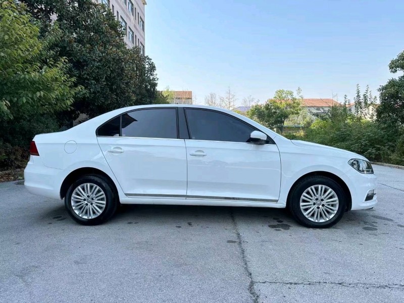 北京21年大众桑塔纳4