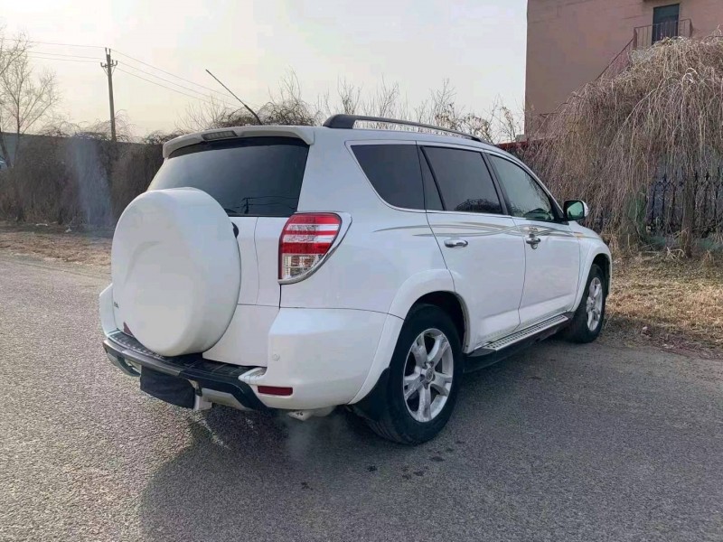 沈阳12年丰田RAV44