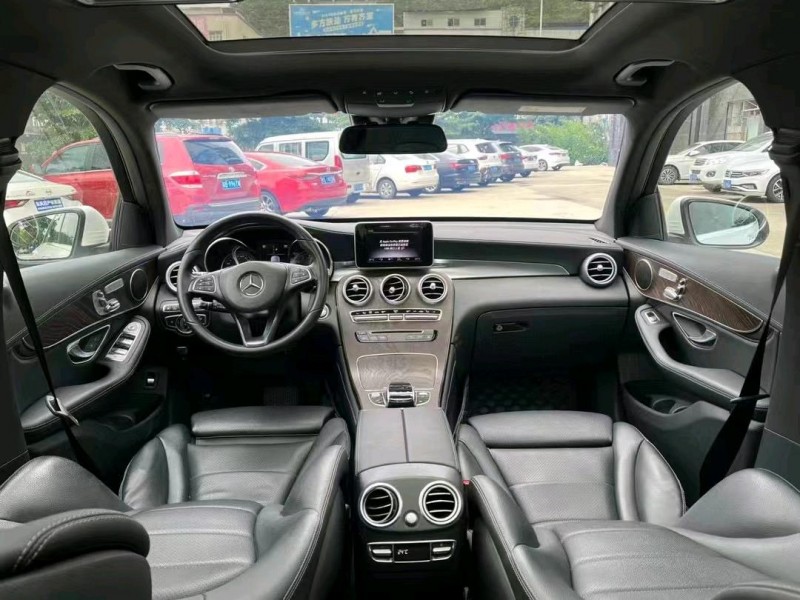 东莞19年奔驰GLC5