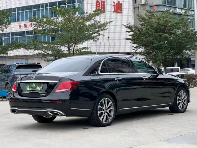 东莞19年奔驰E8