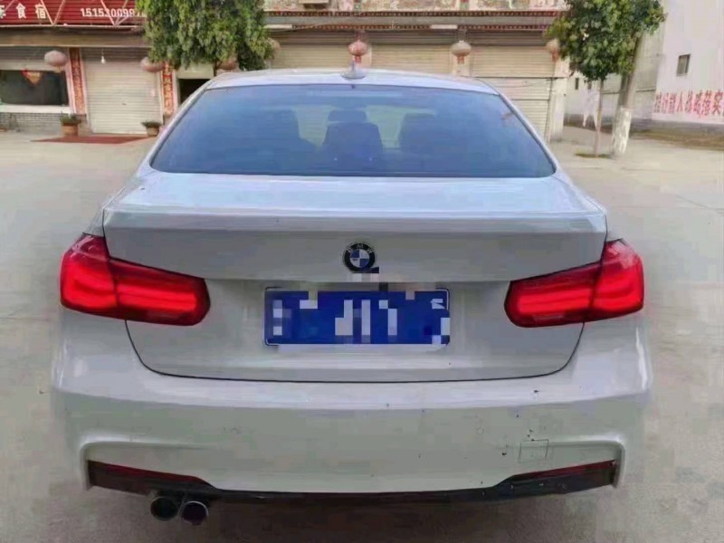 北京17年宝马3系9