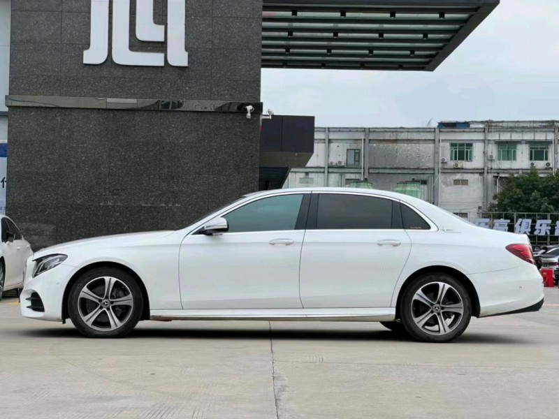 东莞17年奔驰E4