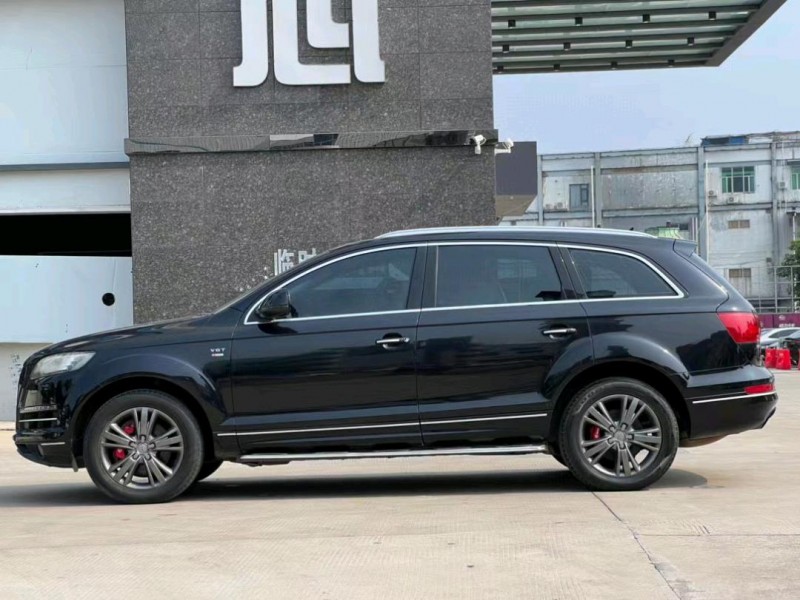 东莞10年奥迪Q74