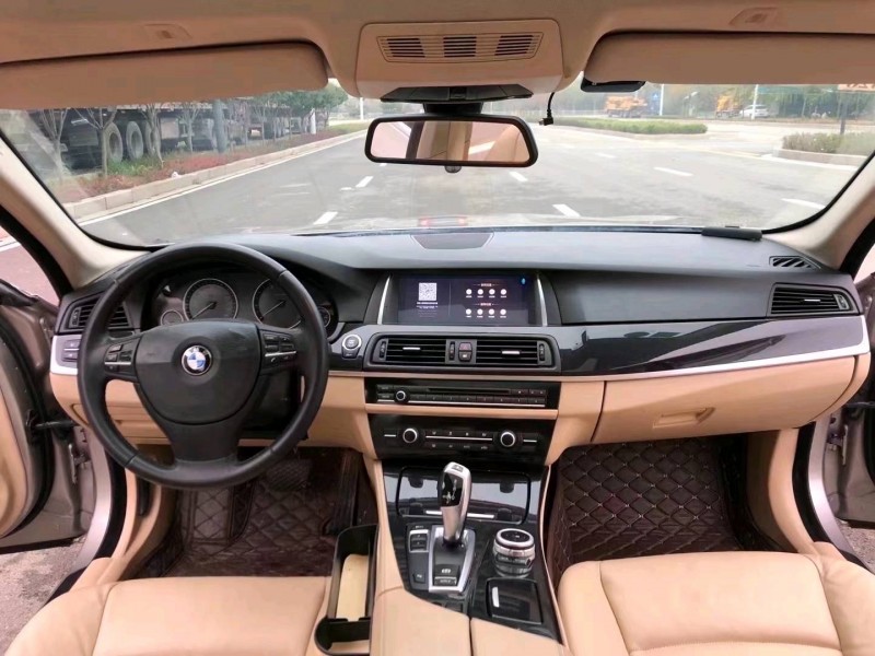 北京13年宝马5系8