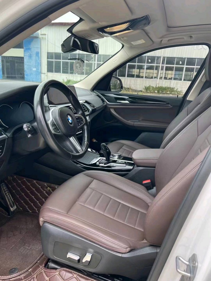 北京19年宝马X35