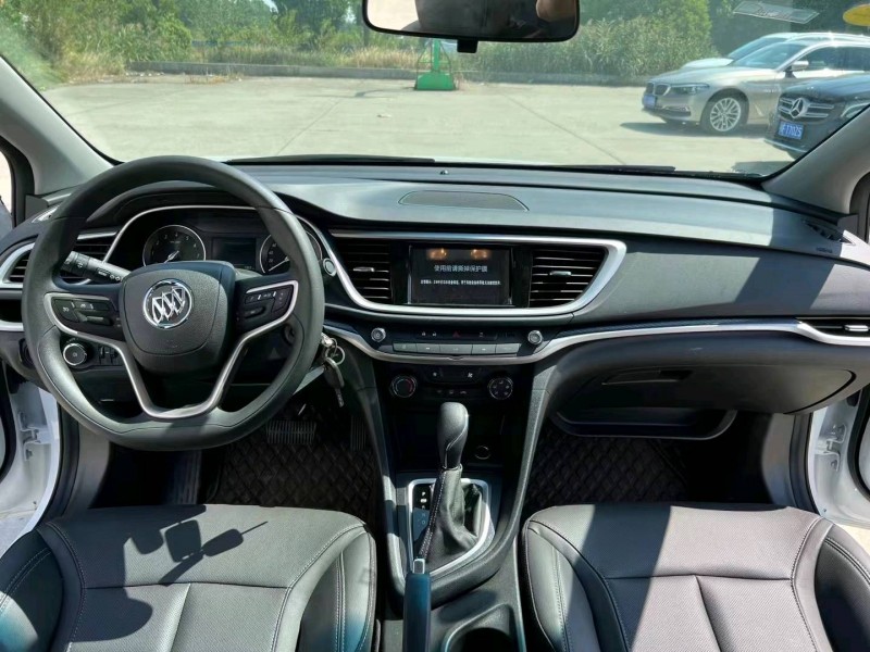 北京22年别克英朗8