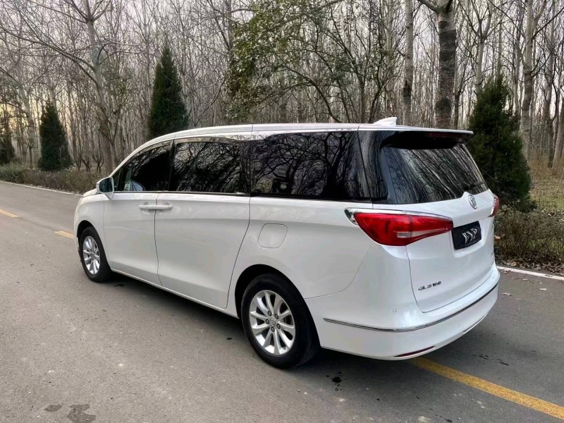 枣庄20年别克GL86