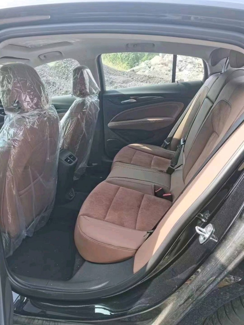 临沂22年别克君威6