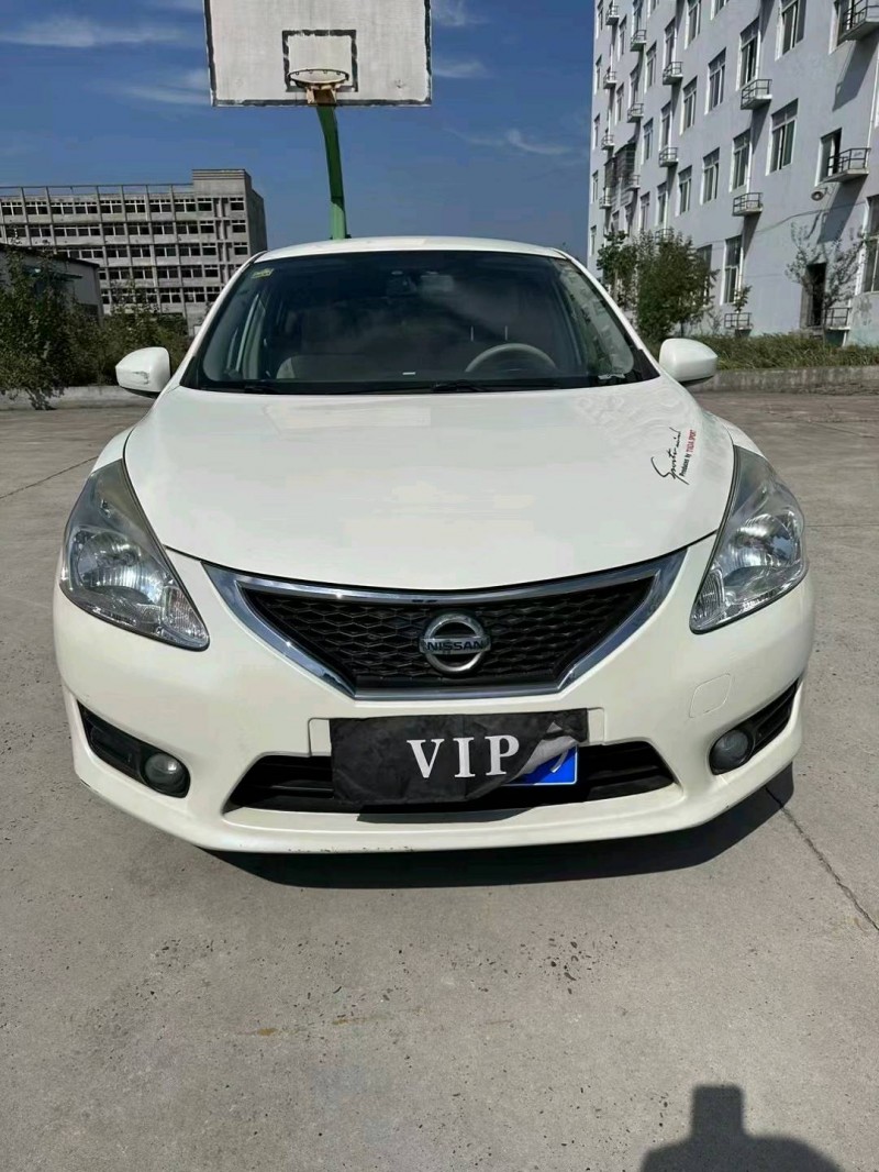 北京13年日产骐达1