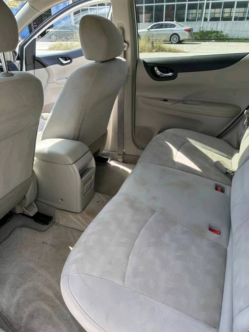 北京13年日产骐达6