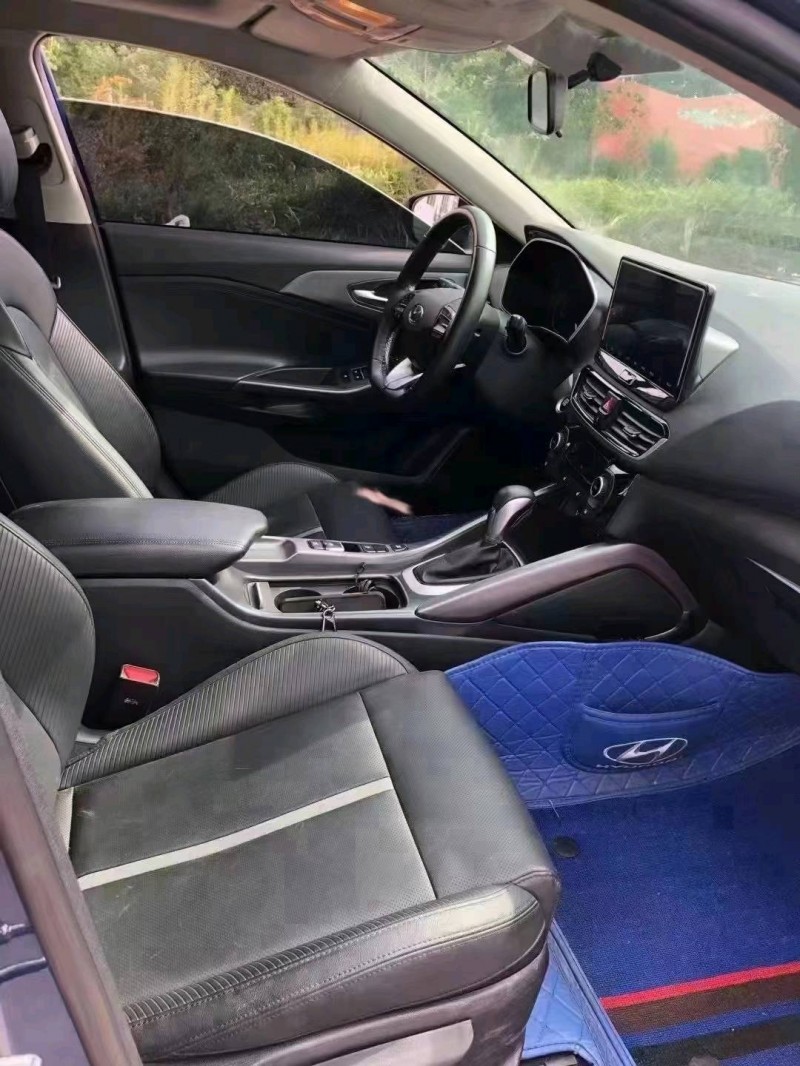 北京20年现代菲斯塔6