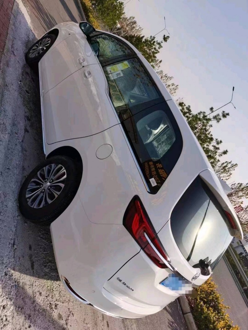 枣庄22年别克GL85