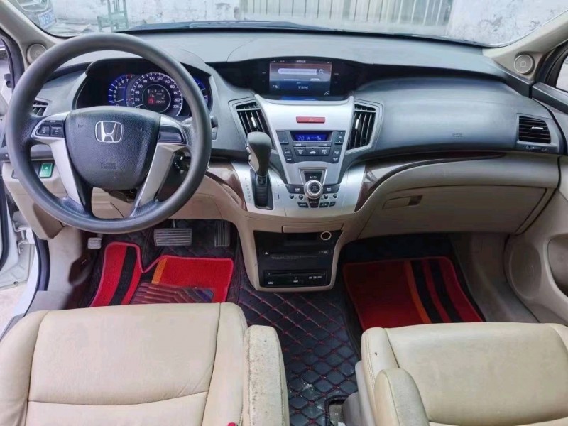 临沂14年本田奥德赛5