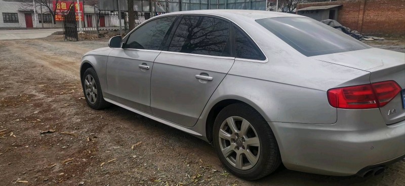 济南09年奥迪A4L8