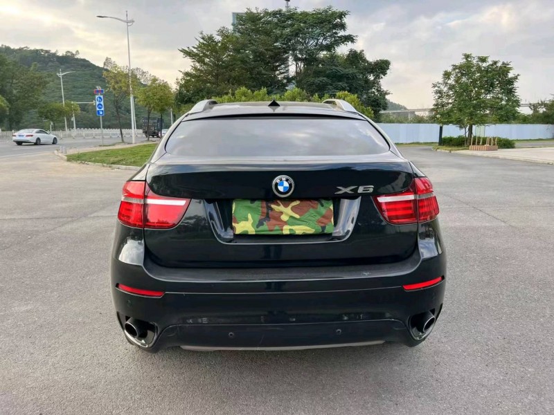 广州13年宝马X69