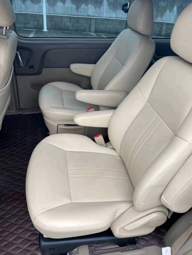 武汉14年别克GL84