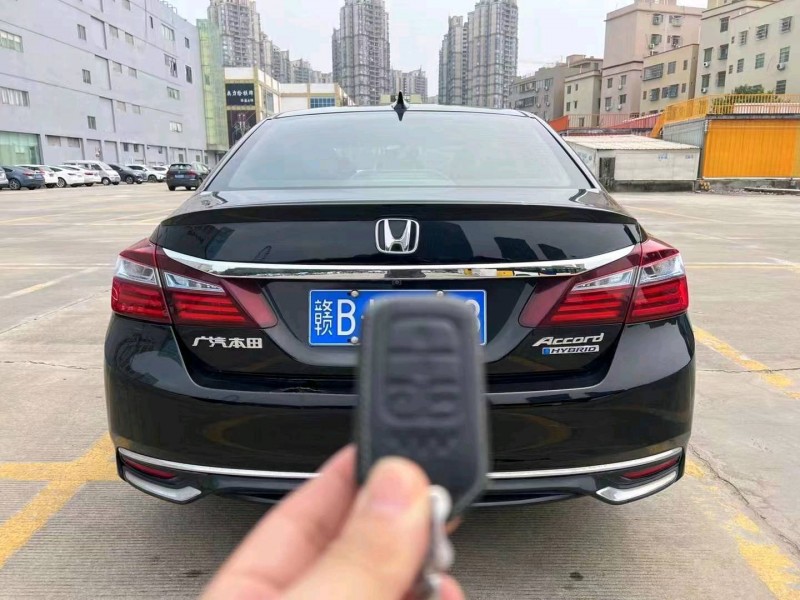 珠海17年本田雅阁6