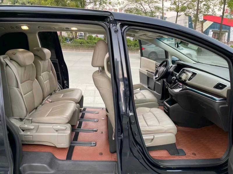 珠海18年本田奥德赛4