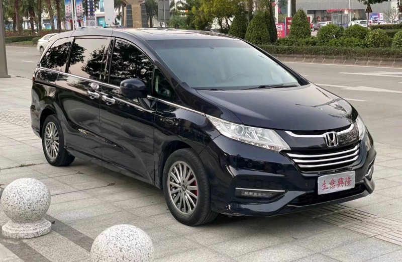 珠海18年本田奥德赛3