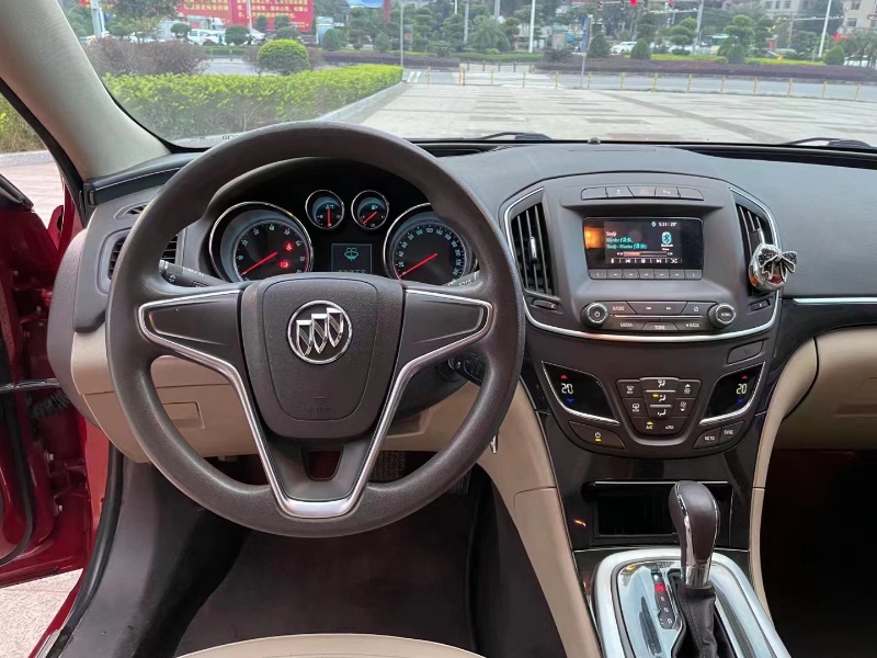 烟台16年别克君威2