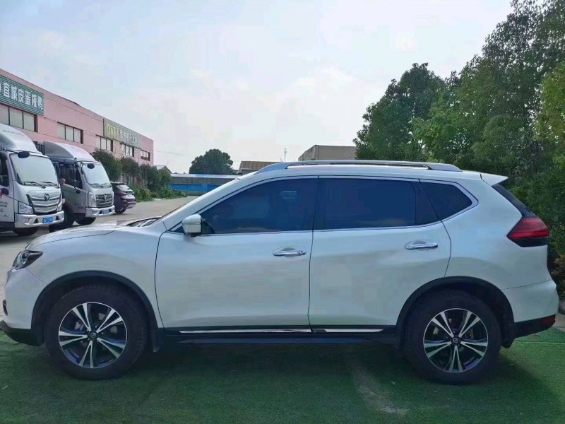 北京19年日产奇骏4