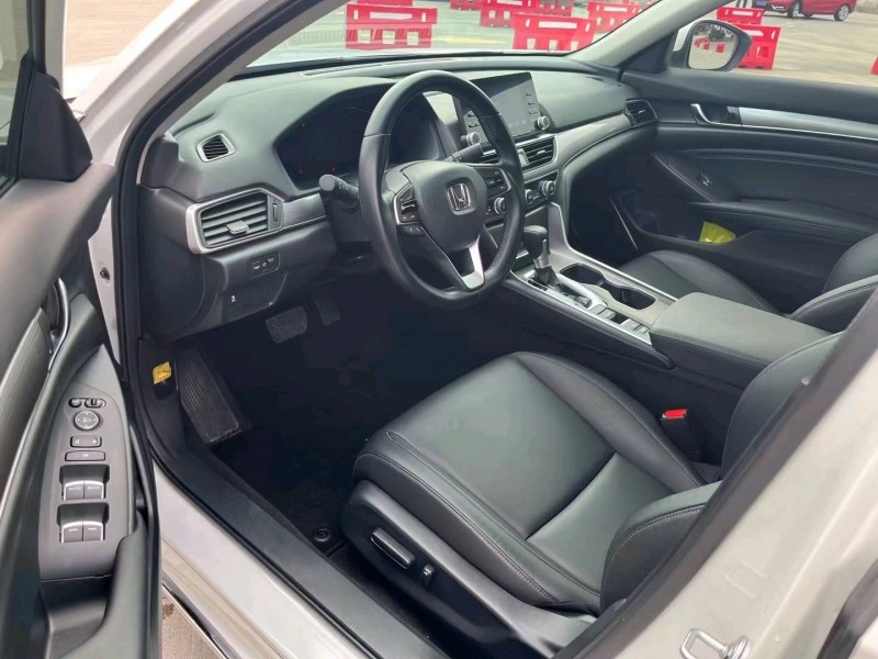 广州20年本田雅阁3