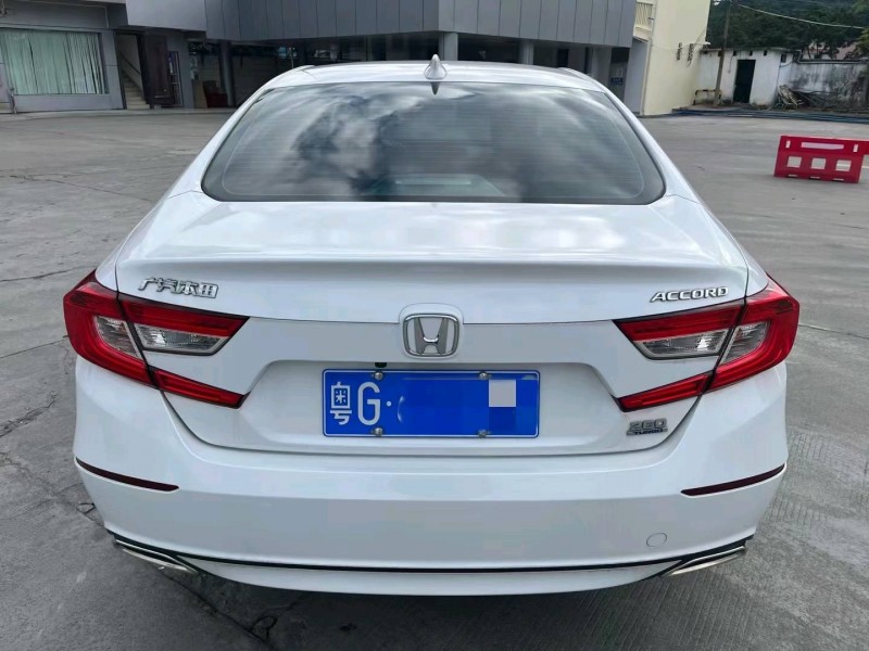 广州20年本田雅阁7