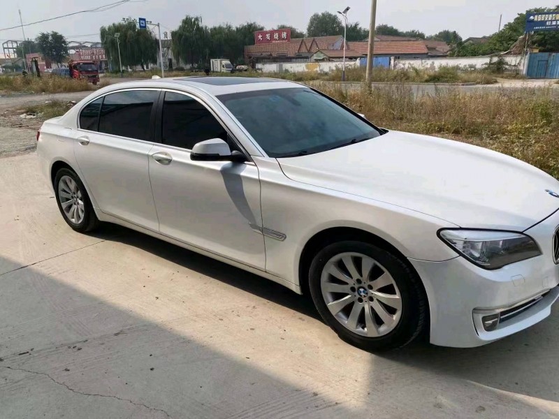 济南14年宝马7系2